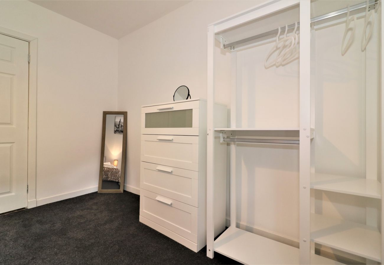 Apartment in Airdrie - Newbattle House, Airdrie