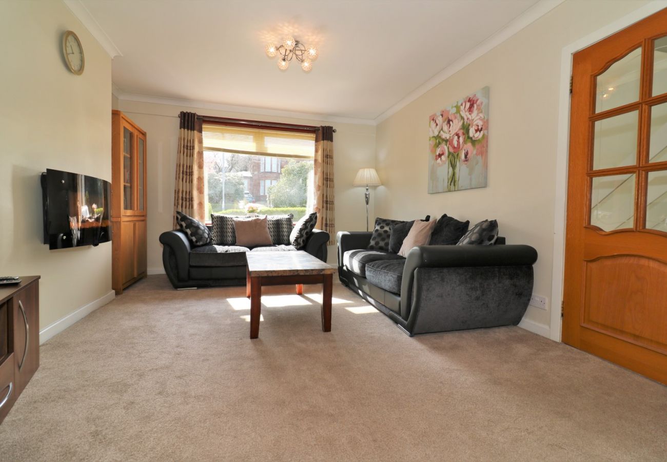 Apartment in Glasgow - Dumbreck House - Glasgow