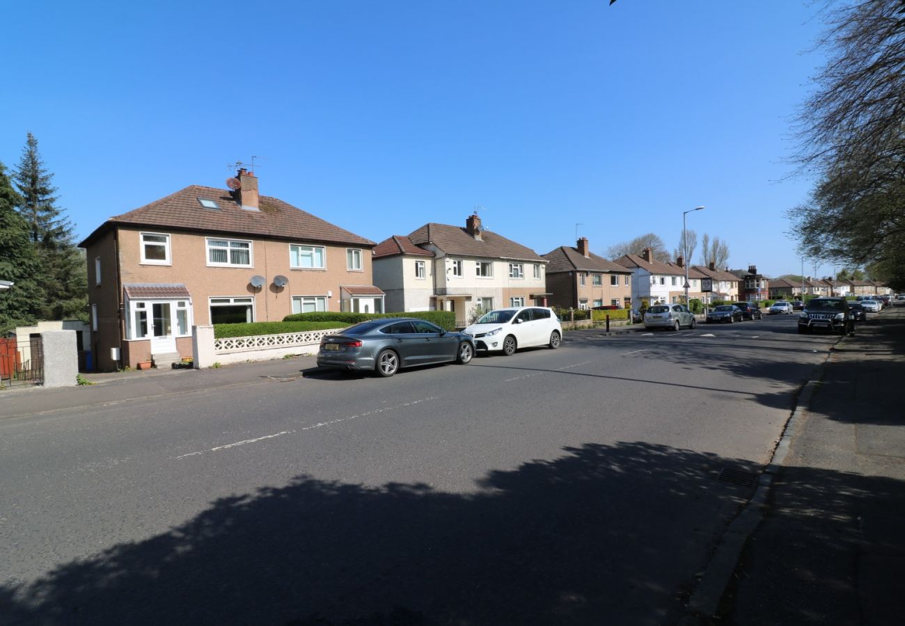 Apartment in Glasgow - Dumbreck House - Glasgow