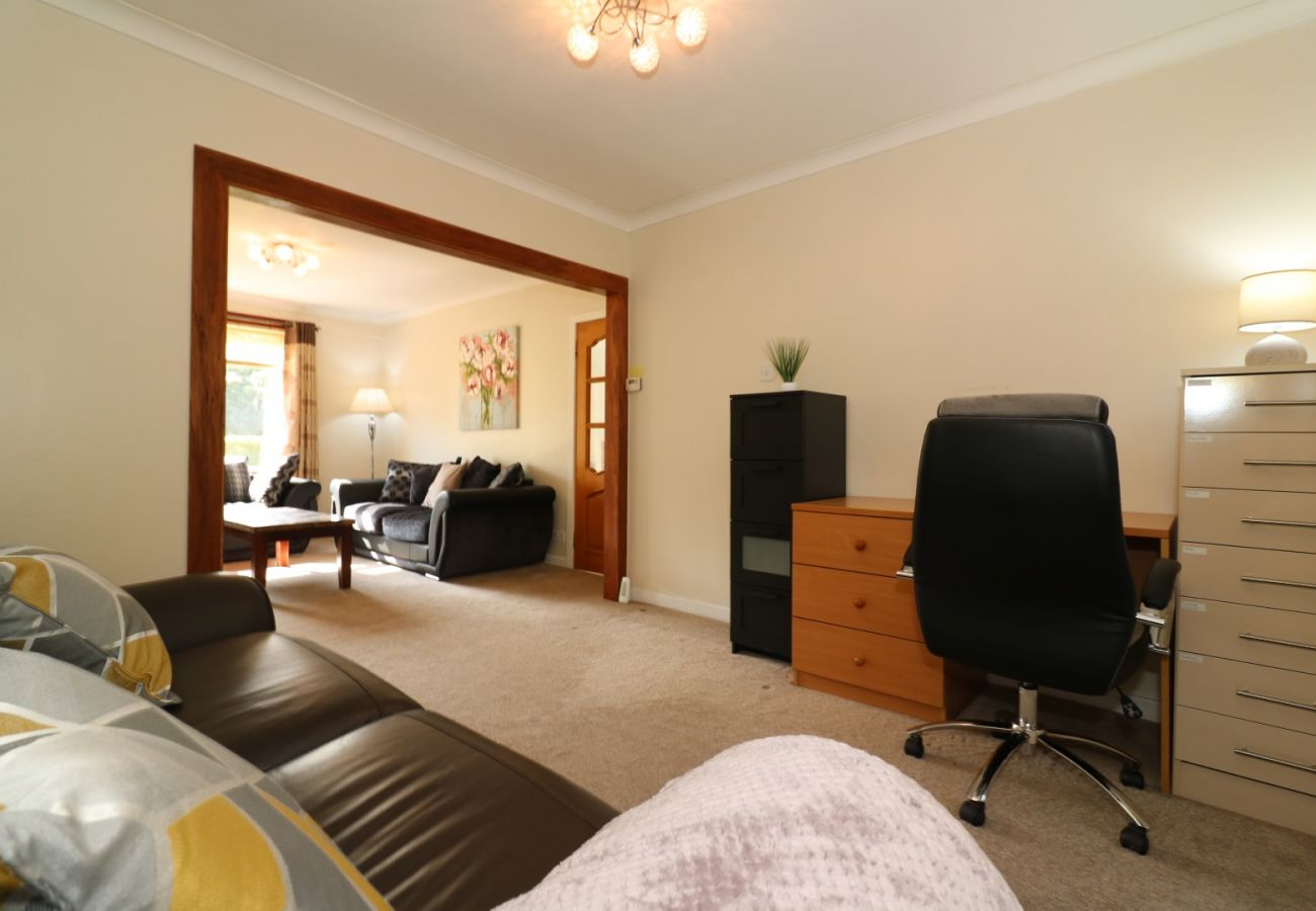 Apartment in Glasgow - Dumbreck House - Glasgow