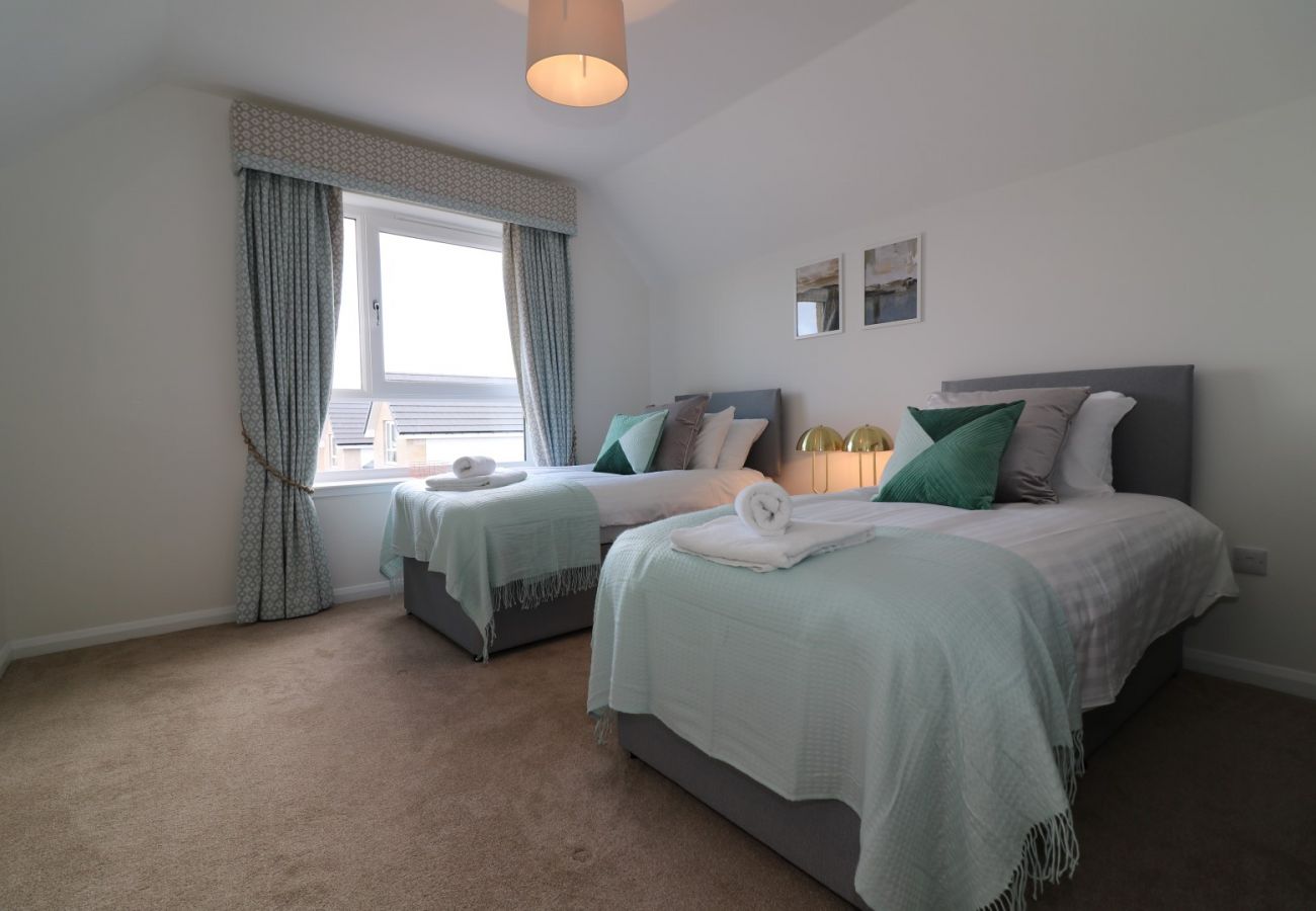 Apartment in East Kilbride - Macneish House - East Kilbride