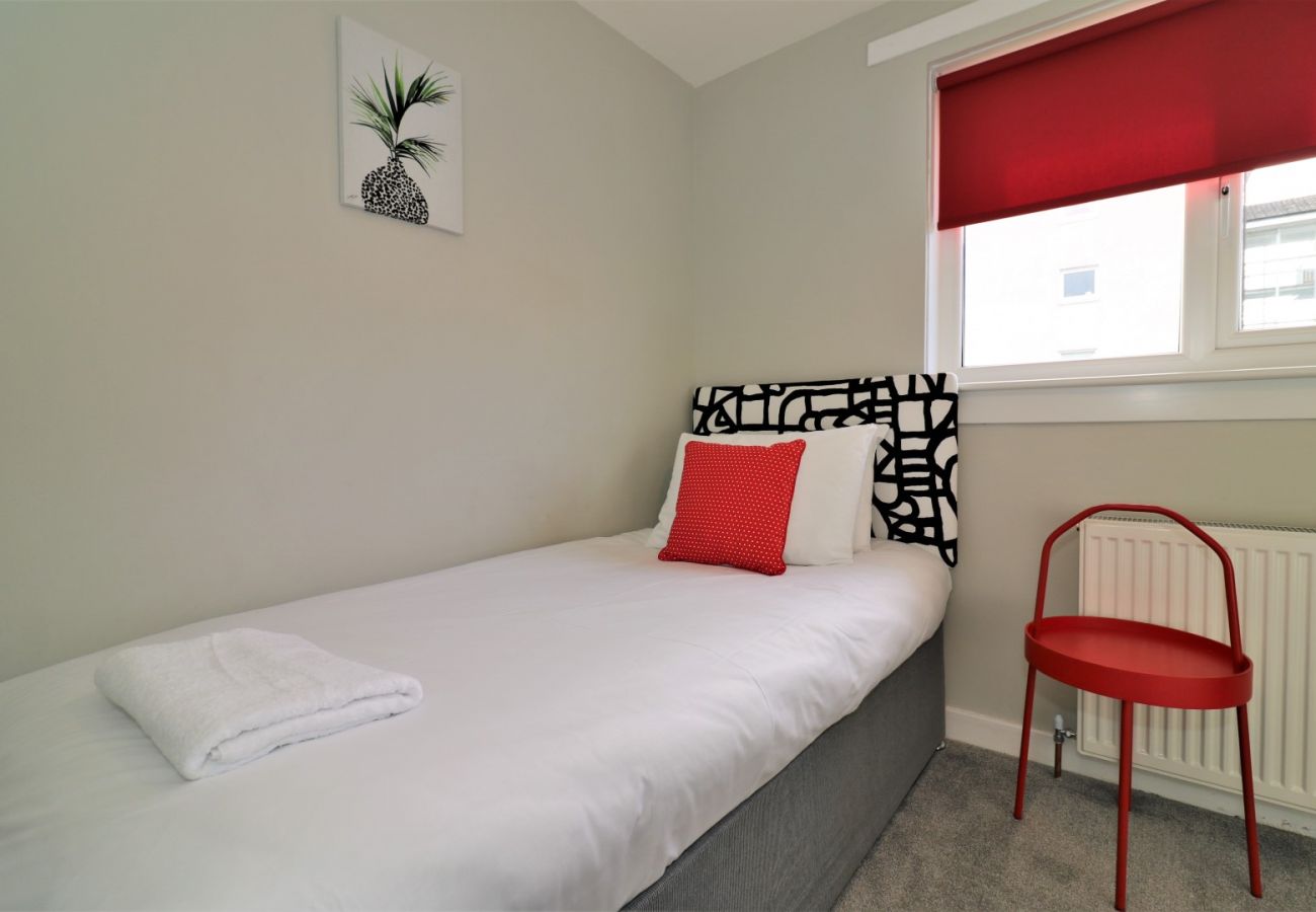 Apartment in East Kilbride - Sydney House - East Kilbride