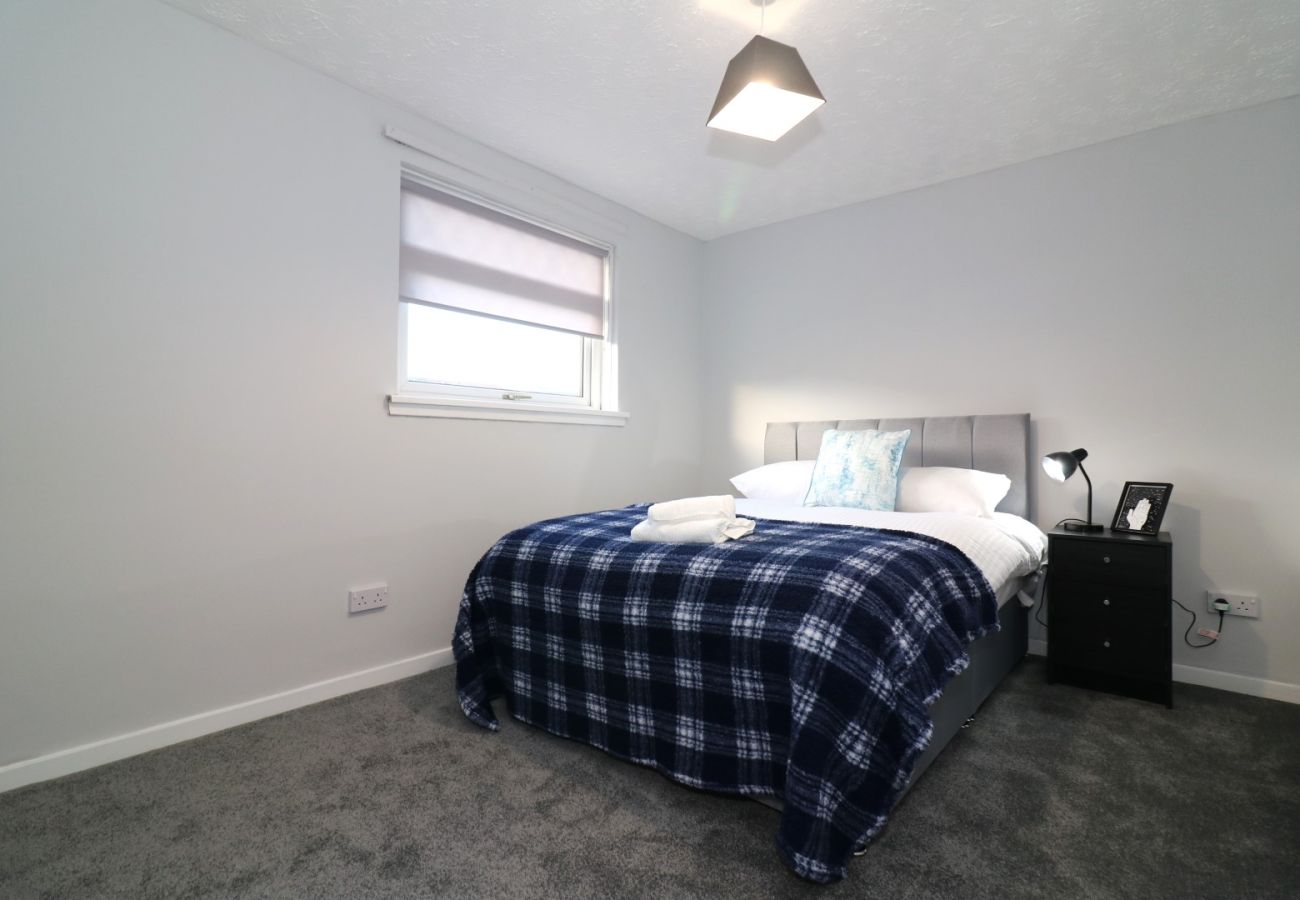 Apartment in East Kilbride - Glen Garry House - East Kilbride