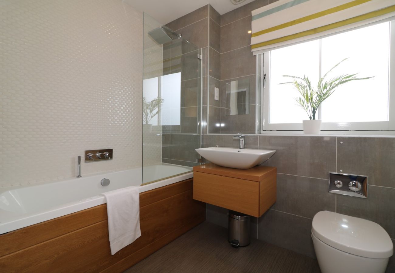 Apartment in Glasgow - Oatlands House - Glasgow